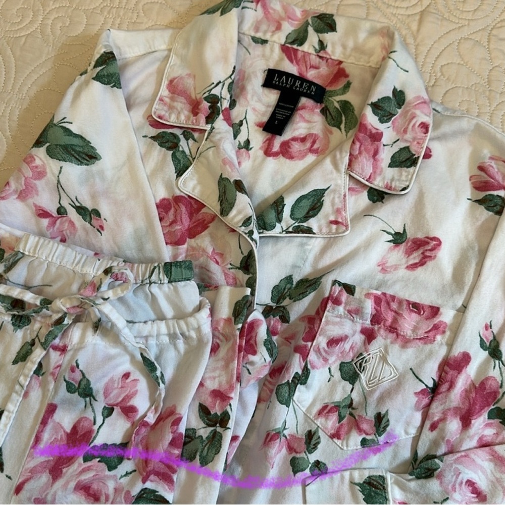 Floral Pajama Set with Pink Roses